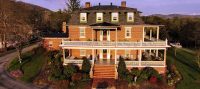 the-reynolds-mansion-bb.jpg